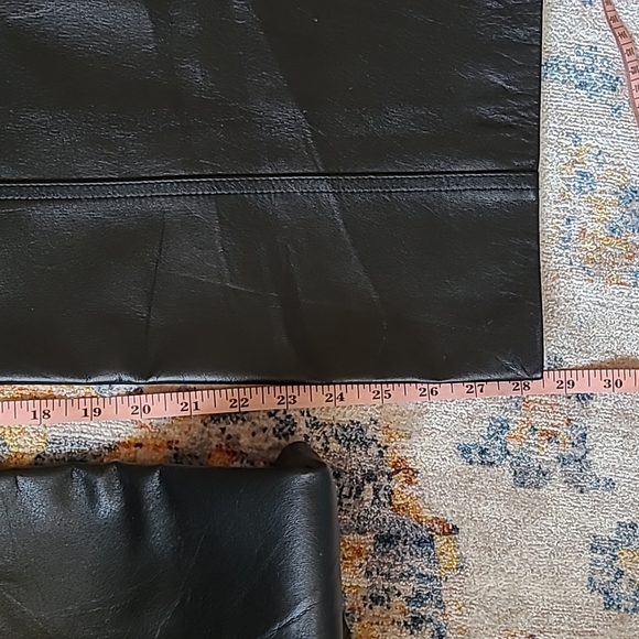 Wide Leg Cropped Leather Pants - Picture 10 of 10